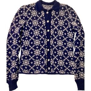 Vintage Navy Sweater Snowflakes Button Down Cardigan Collar Winter Holiday 80s